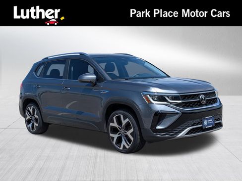 Certified 2023 Volkswagen Taos SEL AWD/4WD image 1