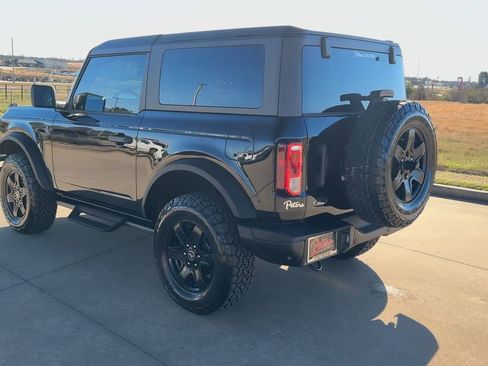 Used 2024 Ford Bronco Black Diamond image 7