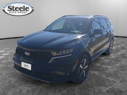 Used 2021 Kia Sorento S w/ Panoramic Sunroof Package image 1