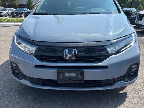 Used 2025 Honda Odyssey Sport-L image 4