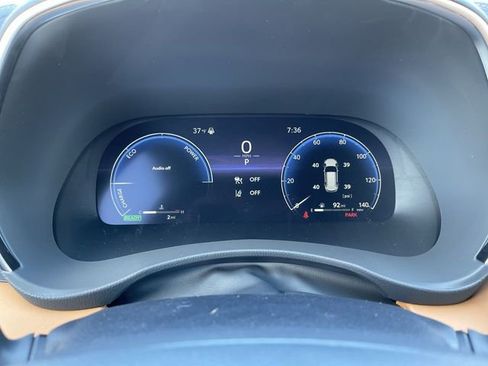 New 2026 Toyota Highlander Platinum image 8