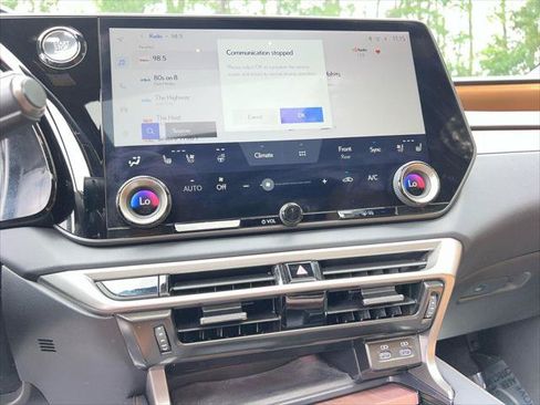 Certified 2025 Lexus RX 350 Premium Plus w/ Accessory Package (Z1) FWD image 29