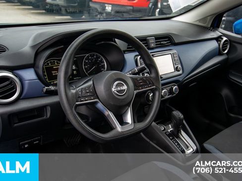 Used 2023 Nissan Versa SV image 18