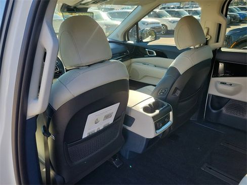New 2026 Kia Carnival SX Prestige image 17