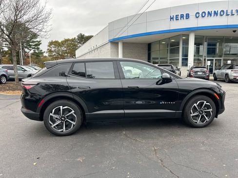 New 2026 Chevrolet Equinox EV LT w/ Comfort Package image 4