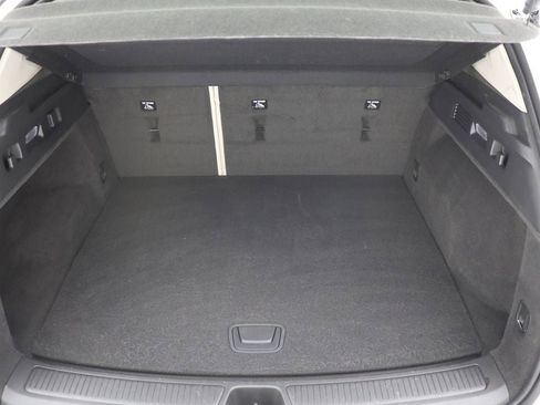 Used 2023 Buick Envision Avenir image 32