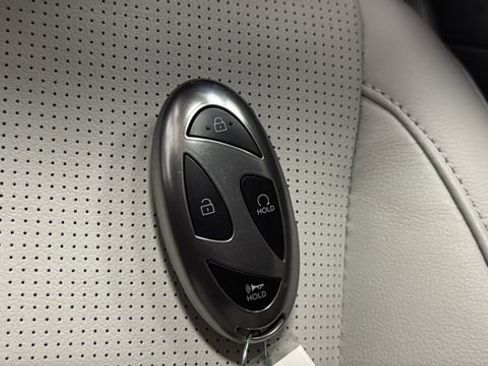 Used 2025 Hyundai Santa Fe Limited image 44