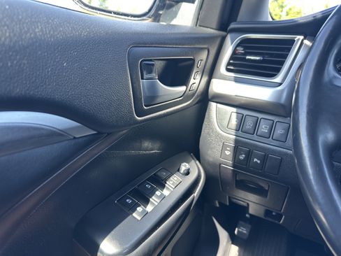 Used 2018 Toyota Highlander Limited Platinum w/ Protection Package #3 AWD/4WD image 30