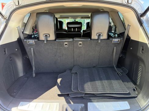 Used 2014 INFINITI QX60 Luxe w/ Premium Package AWD/4WD image 16