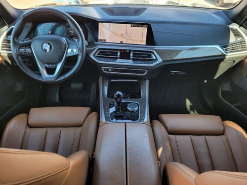 Used 2022 BMW X5 xDrive40i w/ Premium Package image 32