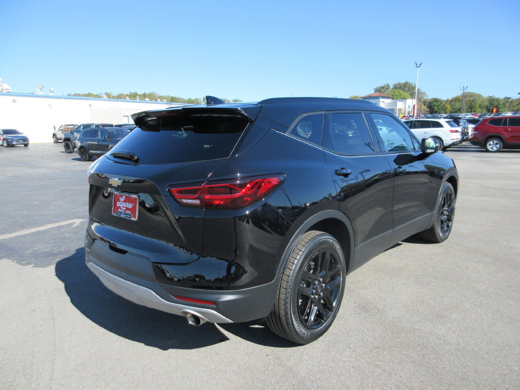 Certified 2023 Chevrolet Blazer LT AWD/4WD image 6
