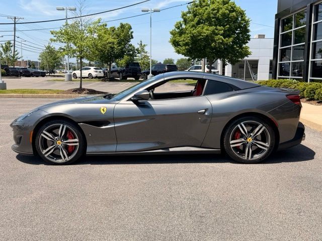 Used 2020 Ferrari Portofino RWD image 8