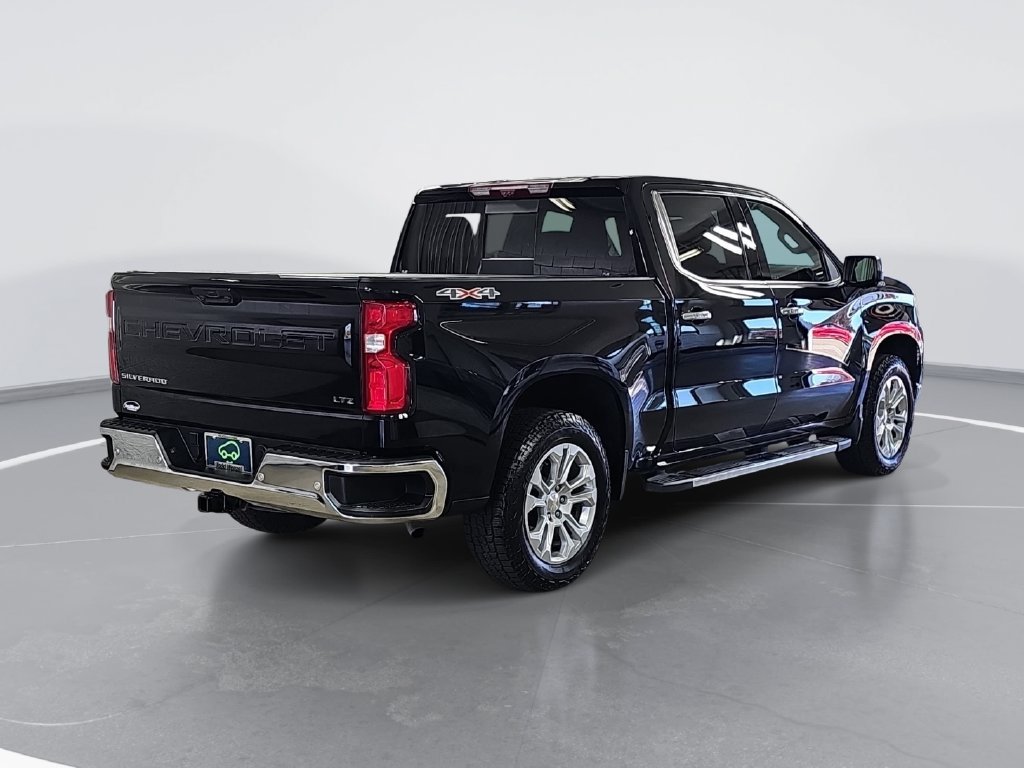 Certified 2022 Chevrolet Silverado 1500 LTZ w/ Technology Package AWD/4WD image 3