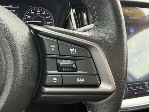 Used 2025 Subaru Outback Premium AWD/4WD image 17