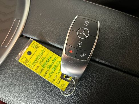 Used 2022 Mercedes-Benz GLC 300 4MATIC image 20