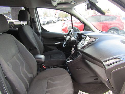 Used 2018 Ford Transit Connect XLT image 24