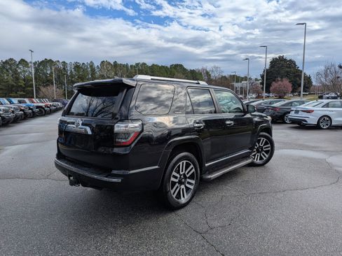 Used 2018 Toyota 4Runner Limited image 5