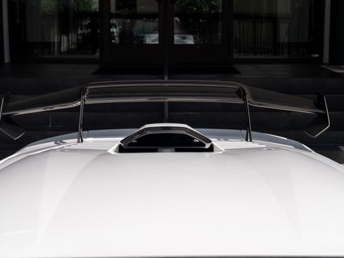 Used 2021 Lamborghini Huracan STO RWD image 59