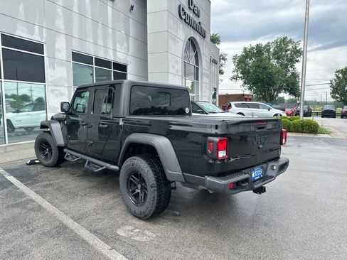Used 2020 Jeep Gladiator Sport w/ Quick Order Package 24S AWD/4WD image 4