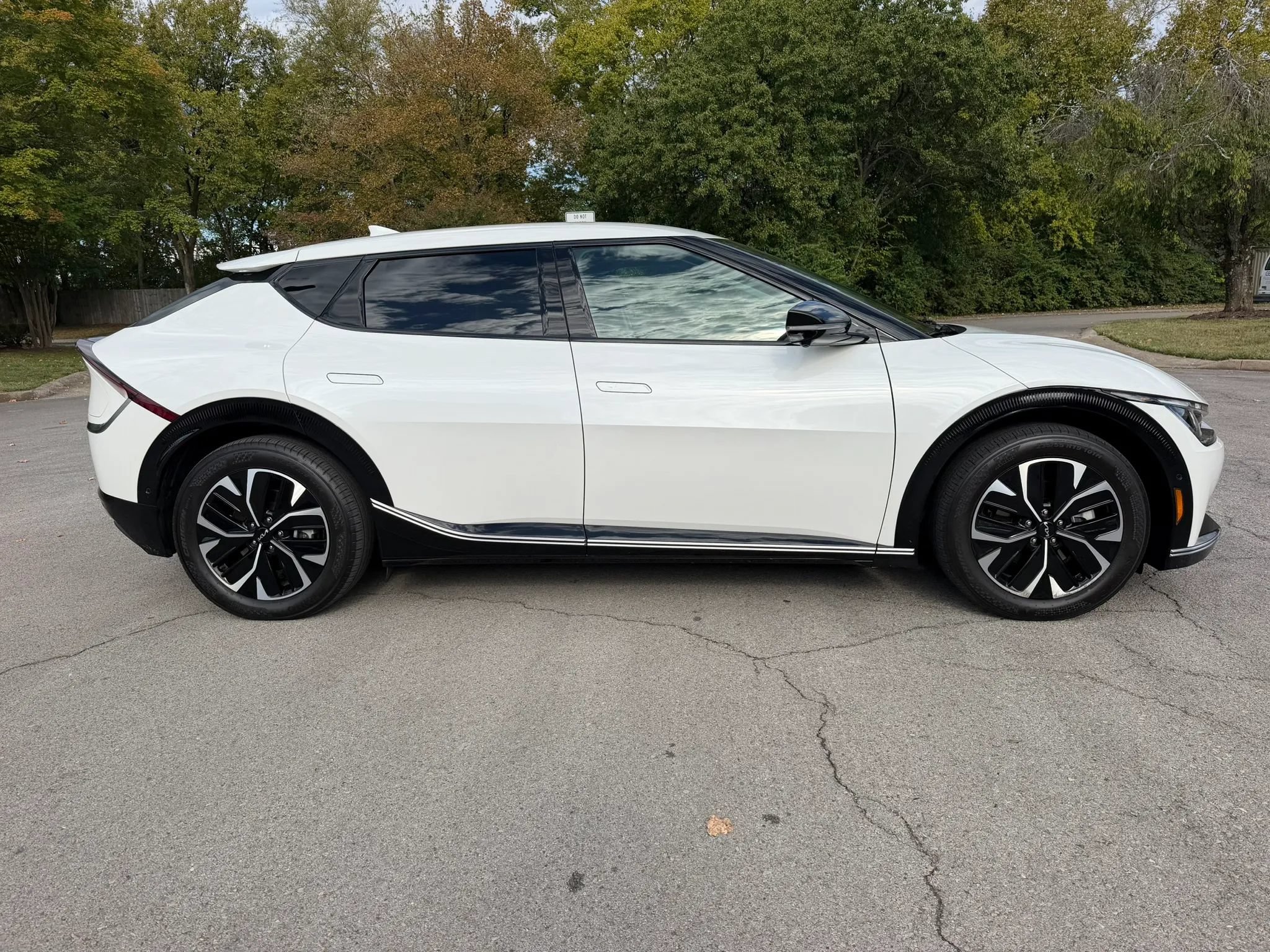 Used 2023 Kia EV6 Wind w/ Wind Technology Package RWD image 3