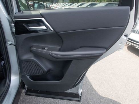 New 2024 Mitsubishi Outlander 4WD Plug-In Hybrid image 21