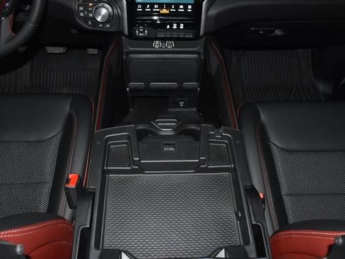 Used 2025 RAM 1500 Rebel image 23