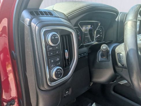Used 2020 GMC Sierra 2500 SLT w/ Technology Package AWD/4WD image 23