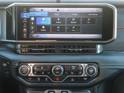 Used 2024 Jeep Wrangler Unlimited Rubicon w/ Convenience Group image 15