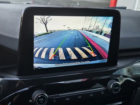 Used 2024 Ford Escape ST-Line image 14