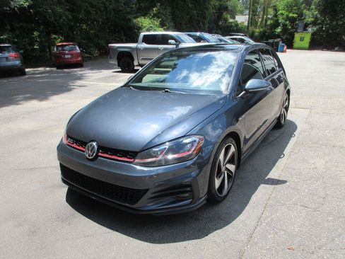 Used 2018 Volkswagen GTI Autobahn FWD image 1