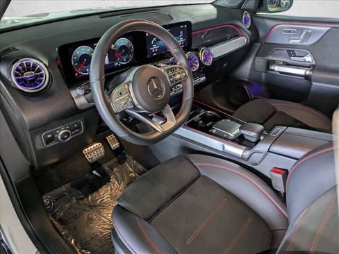 Certified 2023 Mercedes-Benz GLB 250 image 10
