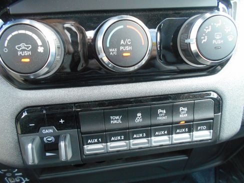Used 2025 RAM 5500 Tradesman AWD/4WD image 13