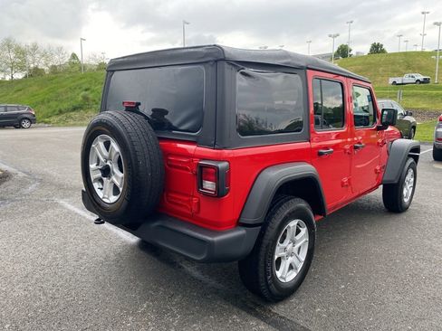 Used 2022 Jeep Wrangler Unlimited Sport AWD/4WD image 3
