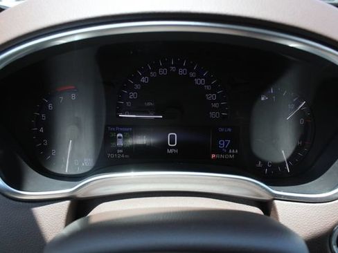 Used 2015 Cadillac SRX Performance w/ Driver Awareness Package AWD/4WD image 11