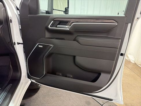 New 2026 Chevrolet Silverado 3500 LTZ w/ LTZ Plus Package image 22