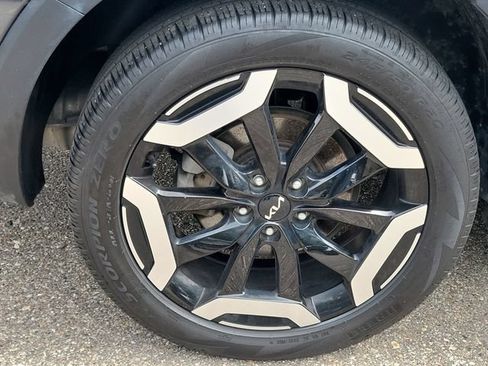 Used 2024 Kia Telluride S w/ S Sunroof Package AWD/4WD image 5