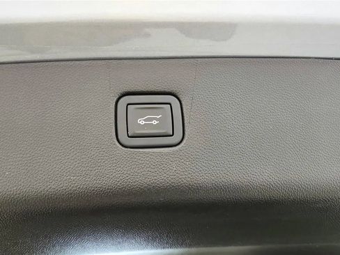 Used 2024 Chevrolet Blazer LT w/ Convenience Package FWD image 35