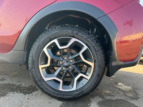 Used 2017 Subaru Crosstrek 2.0i Premium AWD/4WD image 13