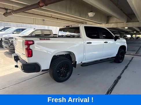 Used 2024 Chevrolet Silverado 1500 Custom Trail Boss w/ LPO, Dark Essentials Package AWD/4WD image 14