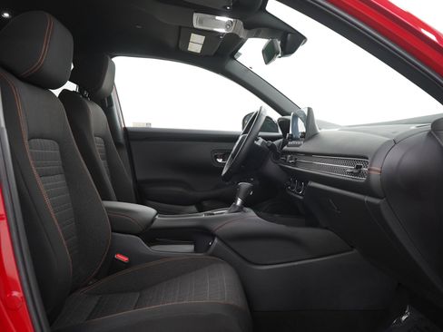 Used 2023 Honda HR-V Sport image 11