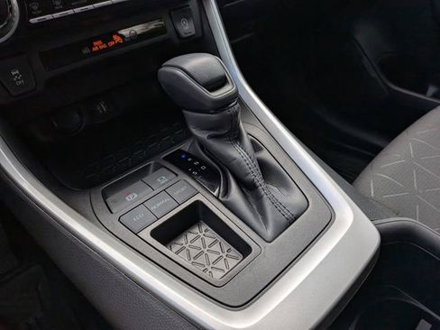 Used 2023 Toyota RAV4 XLE w/ Convenience Package FWD image 24