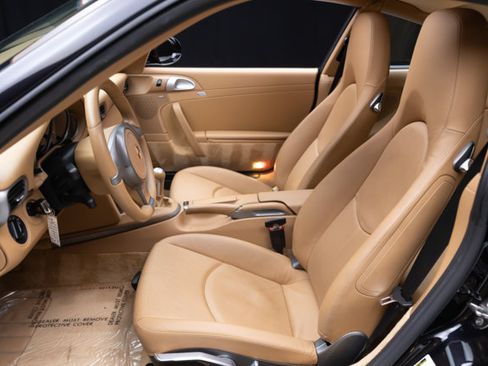 Used 2010 Porsche 911 Carrera RWD image 44