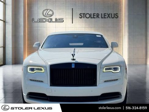 Used 2017 Rolls-Royce Wraith RWD image 2