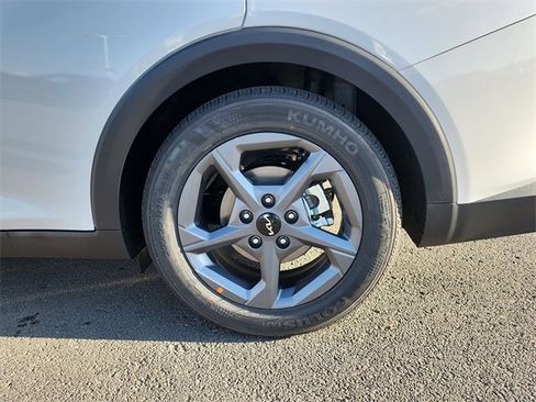 New 2025 Kia K4 LXS image 26