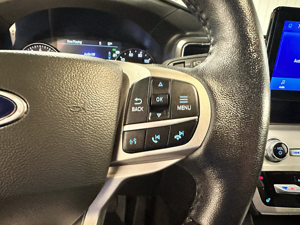 Used 2022 Ford Explorer XLT w/ Equipment Group 202A AWD/4WD image 37