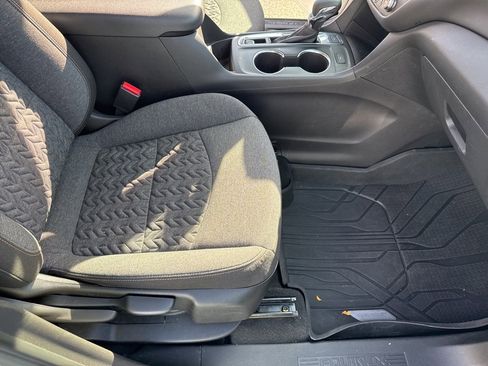 Certified 2023 Chevrolet Equinox LT w/ LPO, Floor Liner Package image 25