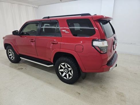 Used 2021 Toyota 4Runner TRD Off-Road Premium w/ Moonroof Package AWD/4WD image 15