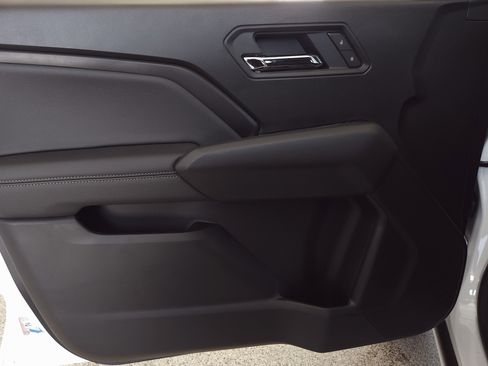 New 2025 GMC Canyon Elevation w/ Convenience Package image 25