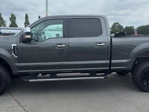 Used 2017 Ford F250 Lariat w/ Chrome Package AWD/4WD image 3