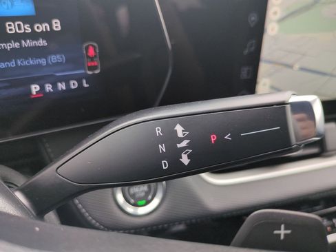 Used 2026 Chevrolet Equinox LT w/ Convenience Package II image 16